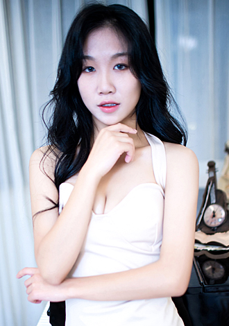 Hundreds of gorgeous pictures: meet Asian member Yalan from Shanghai
