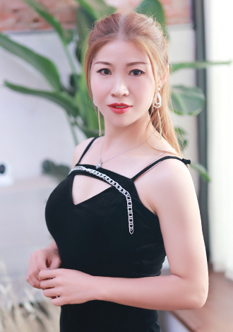 Hundreds of gorgeous pictures: Quanzang from Zhumadian, looking romantic companionship, Asian member