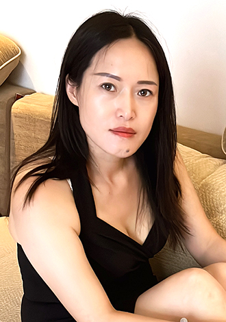 Gorgeous profiles only: Nengqin from Test, member from USA