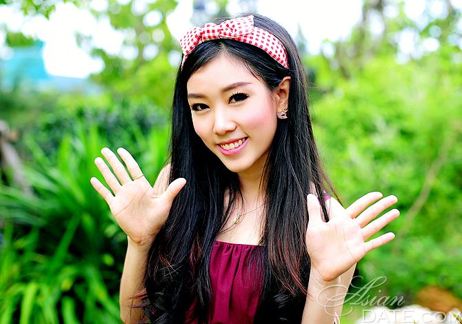 Asian Member Wassana From Chiang Mai 29 Yo Hair Color Black